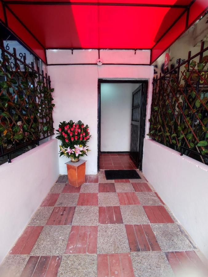 Hotel Baruch Capsula Bogotá Esterno foto